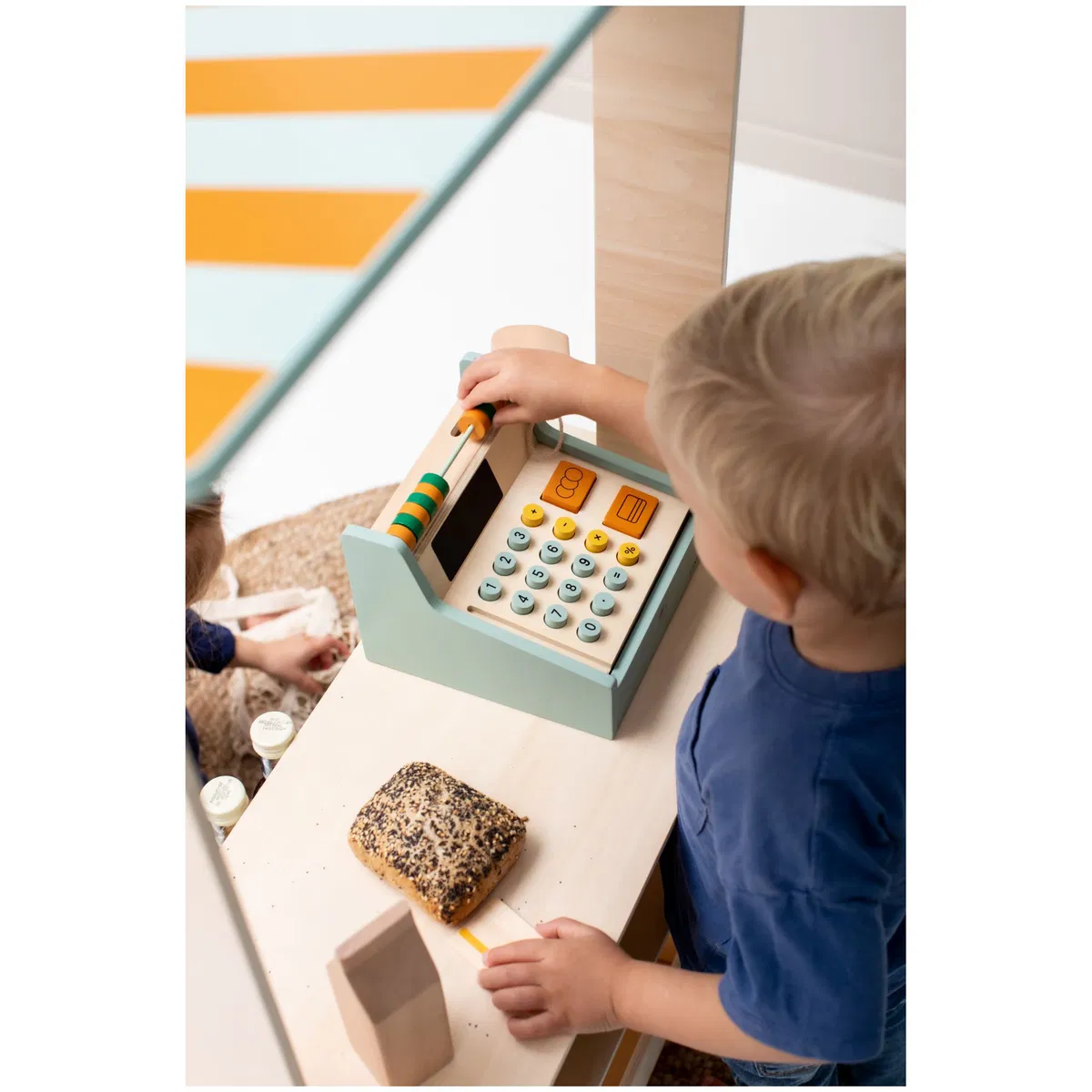 Wooden cash recister